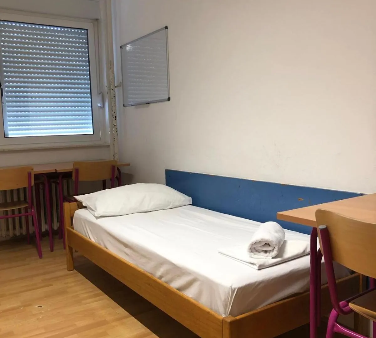 Hostel Split Summer Budget Rooms